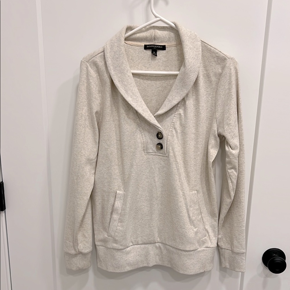 Banana Republic Top - Medium EUC